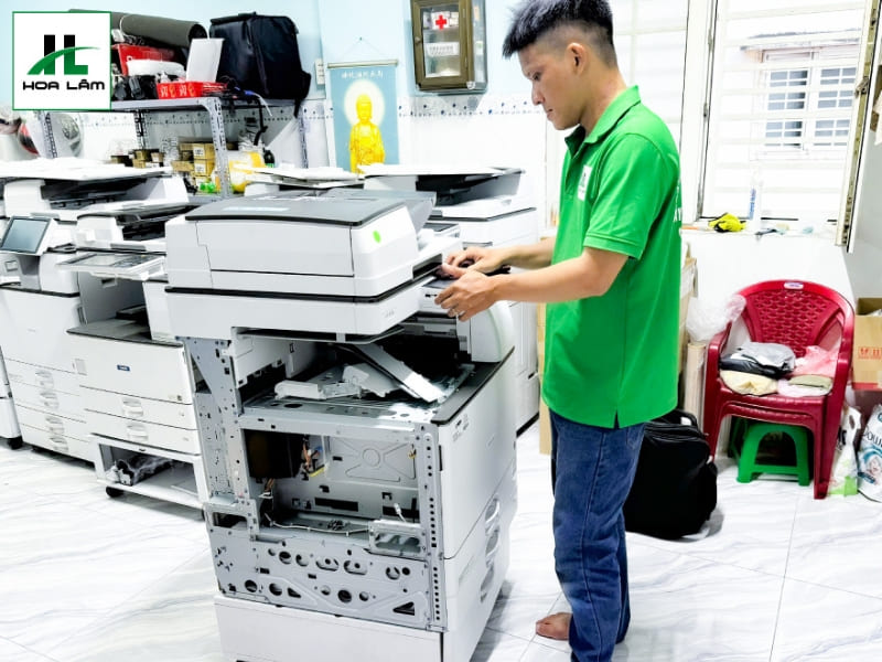 Máy Văn Phòng Hoa Lâm cam kết kỹ thuật viên có mặt xử lý sự cố trong vòng 2 giờ